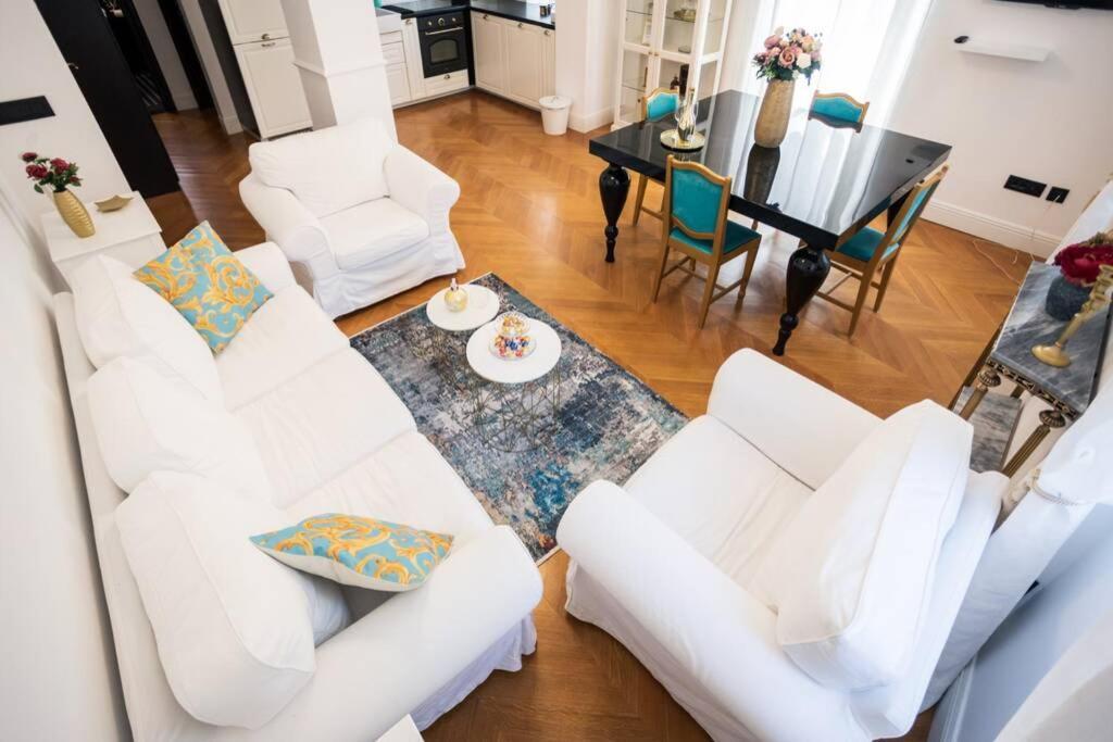 Luxurious Apartment Bella Lux In City Center With Free Parking Included! Spalato Esterno foto