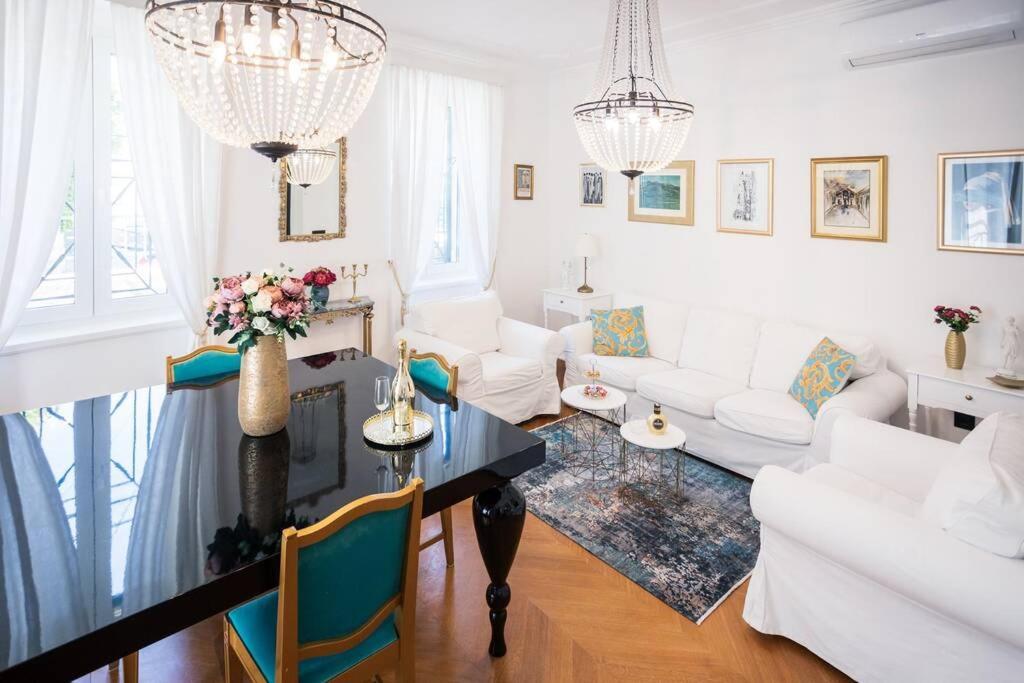 Luxurious Apartment Bella Lux In City Center With Free Parking Included! Spalato Esterno foto