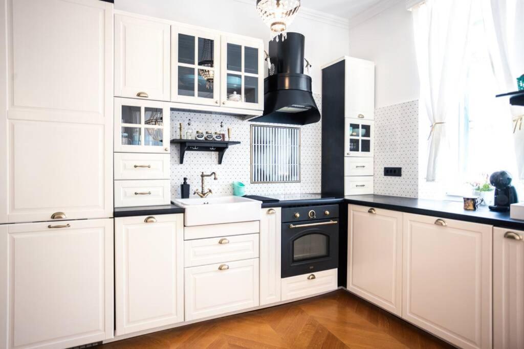 Luxurious Apartment Bella Lux In City Center With Free Parking Included! Spalato Esterno foto