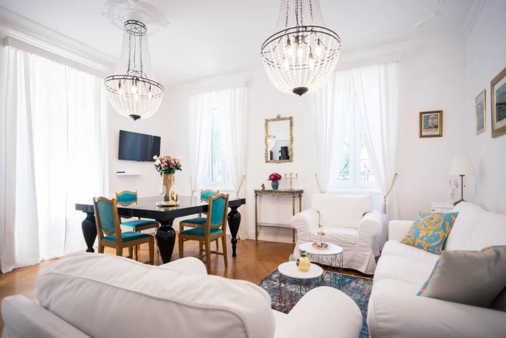 Luxurious Apartment Bella Lux In City Center With Free Parking Included! Spalato Esterno foto