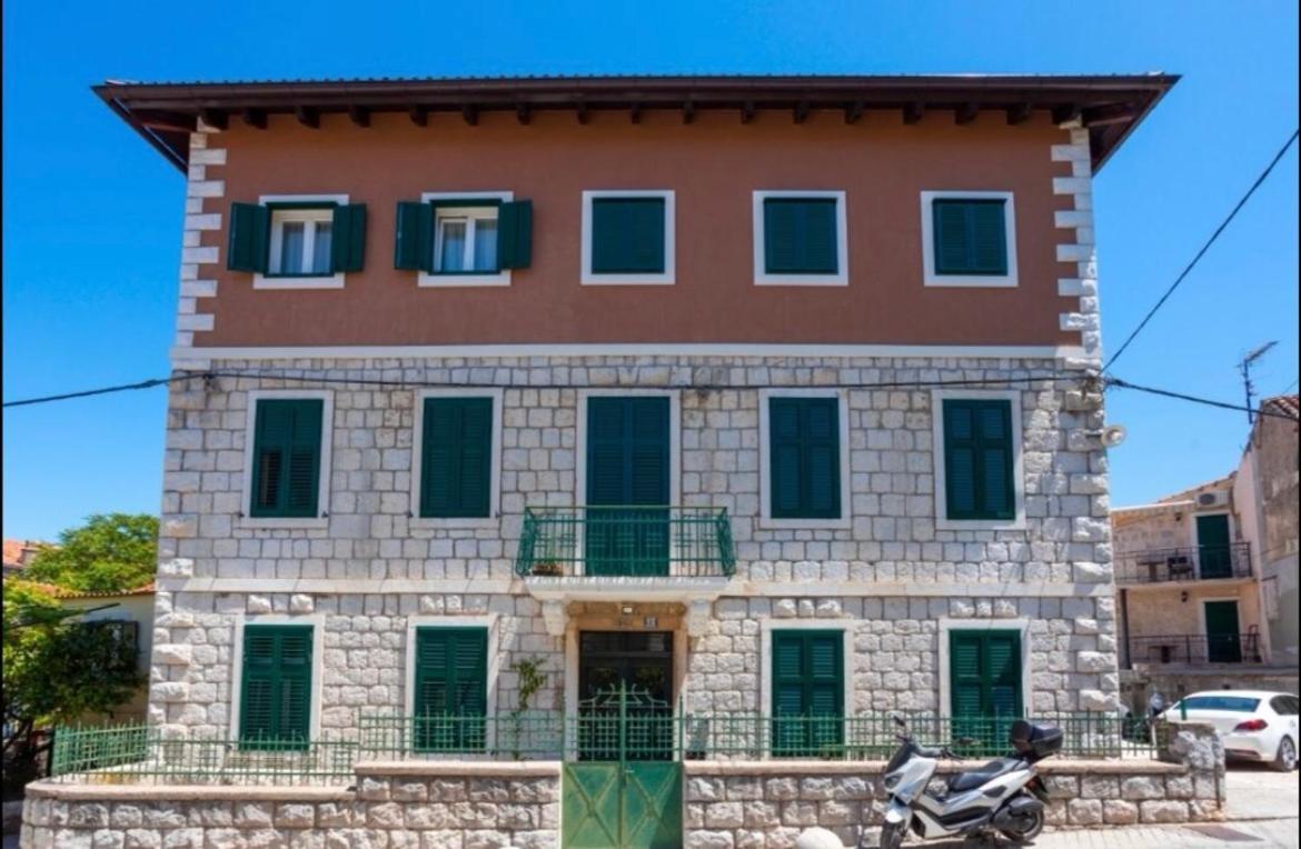 Luxurious Apartment Bella Lux In City Center With Free Parking Included! Spalato Esterno foto